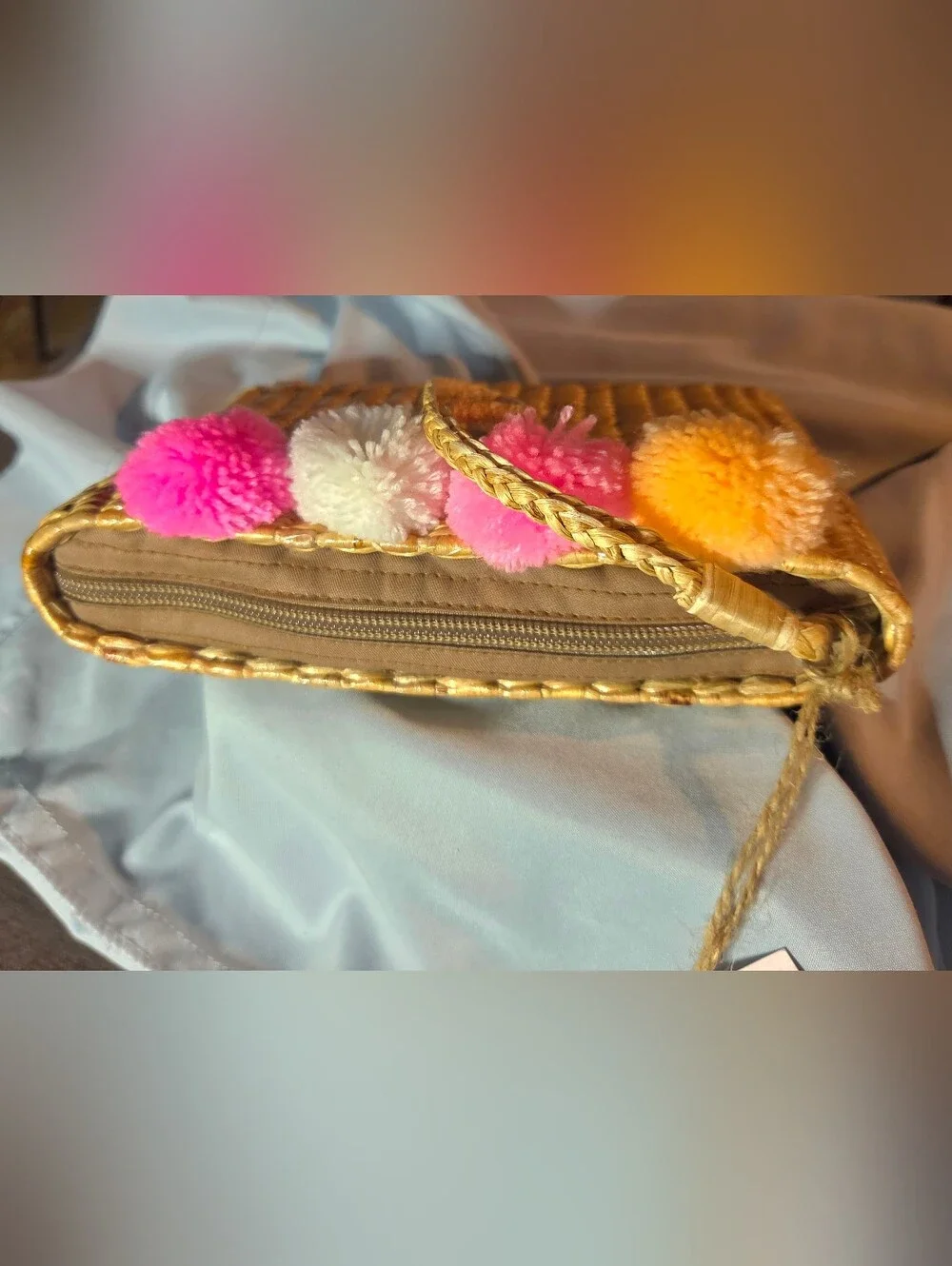 WRISTLET Sea & Grass Eva Pom-Pom Wristlet Clutch - Woven Seagrass NWT